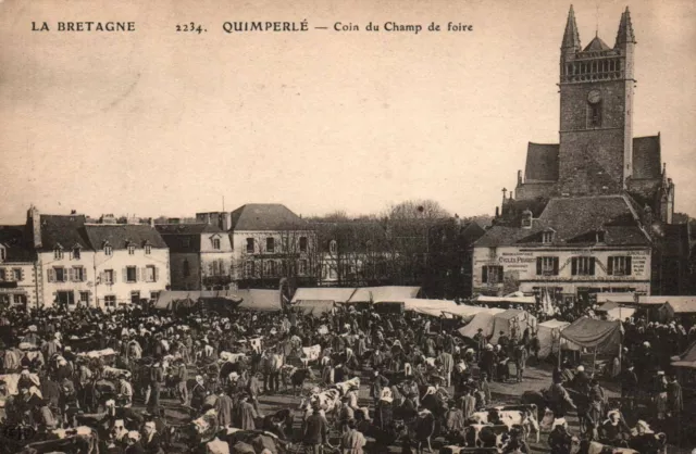 CPA 29 - QUIMPERLE (Finistère) 2234. Coin du Champ de Foire (foire aux bestiaux)