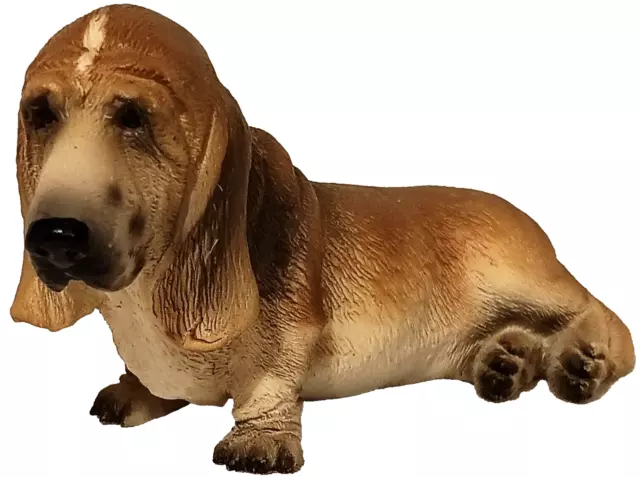 '98 W.U.I. Basset Hound Collectible Dog Figurine