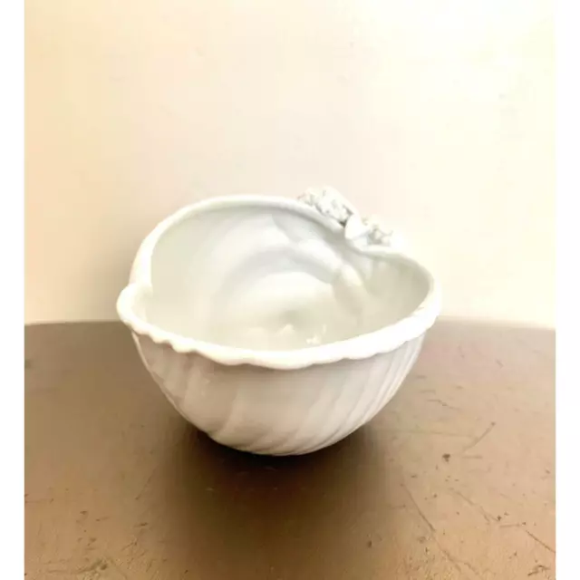 Vintage Fitz and Floyd Small White Glaze Shell Bowl 3