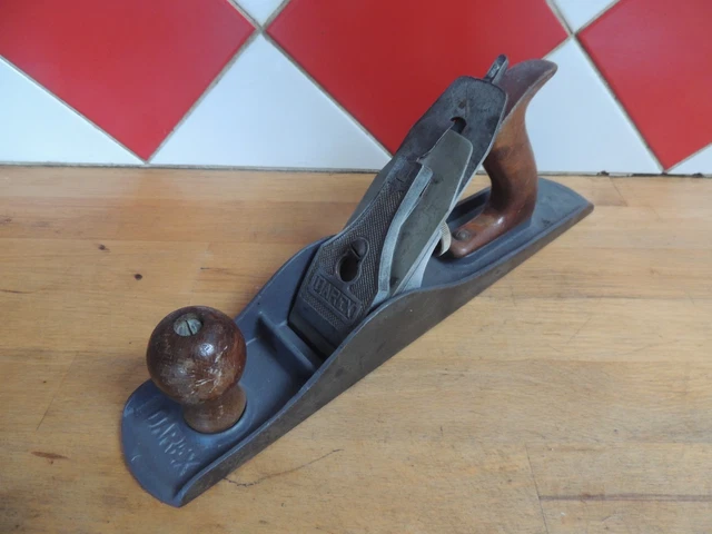 9 OUTILS ANCIENS de Menuisier Ciseaux Planes Rabot DAREX COSTE Acier Fondu EUR 43,50 - FR