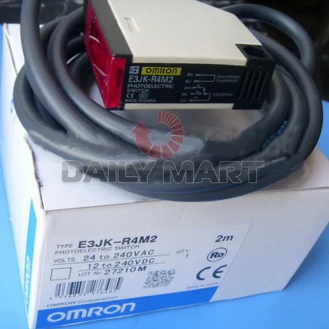OMRON E3JK-R4M2 E3JKR4M2 24-240VAC/12-240VDC Photoelectric Switch NIB