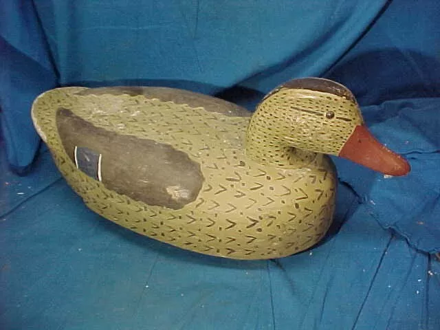 Vintage MALLARD FEMALE DUCK Hand Carved + PAINTED Working DUCK DECOY