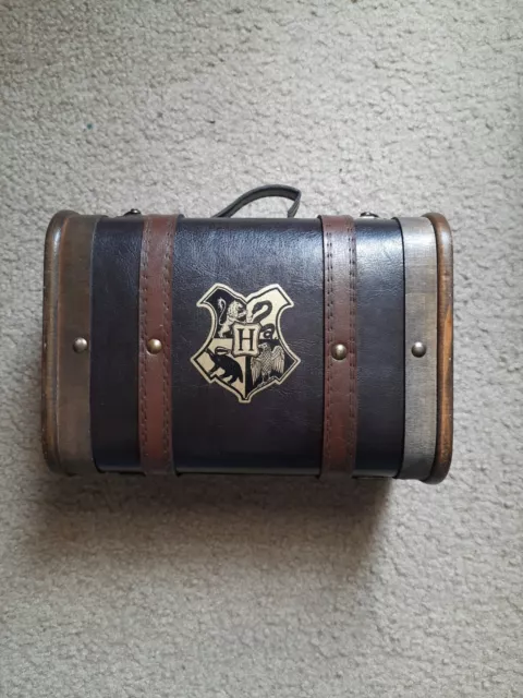 Harry Potter Trunk Luggage Lunch Box with Reusable Platform 9-3/4 Vinyl  Sticker