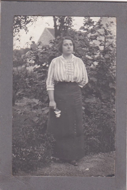 Y161 Antique Young Woman in the Garden Photo