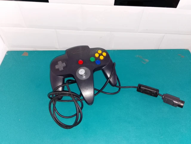 Manette Logic3 SprintPad16 pour console Sega Mega Drive et Super