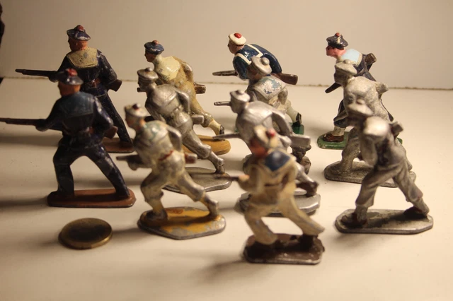 Tintin - Ensemble de 10 figurines Nestlé Lombard - (années - Catawiki