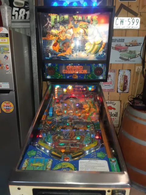 Fish Tales Pinball Machine