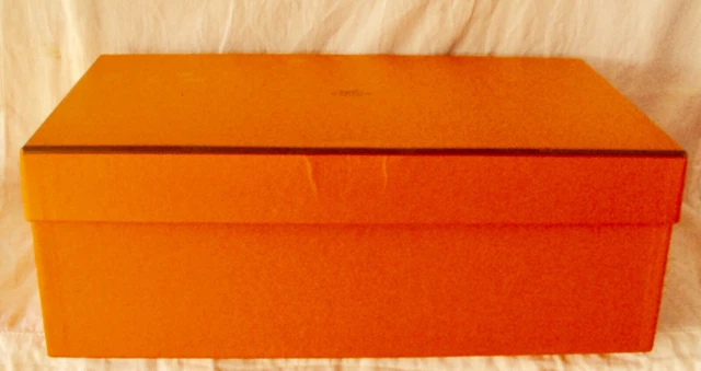 Boîte Cadeau Rectangulaire HERMÈS Vide – Neuve Avec Ruban – 36,5x18,5x2,8 Cm