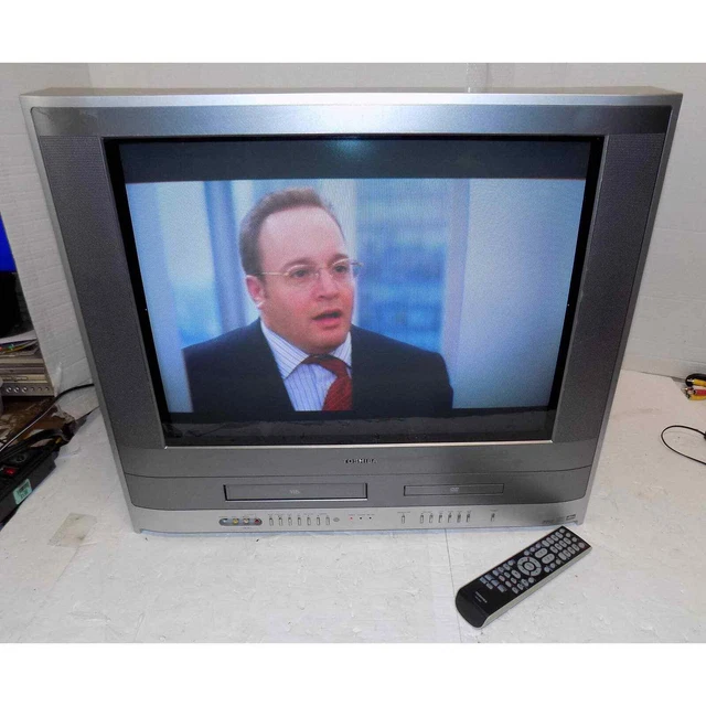 Toshiba MW24f12 24 inch TV DVD VCR Triple Combo Color Tv Retro Gaming Tv +Remote