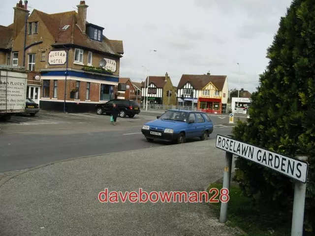 Photo  Hussar Hotel Garlinge On The Junction Of High Street And The A28 Canterbu