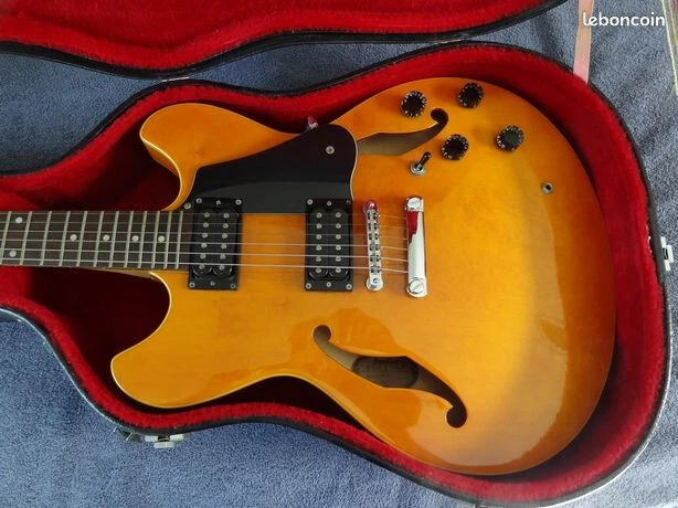 Guitare électrique jazz IBANEZ ARTSTAR AS 50 en très bon état
