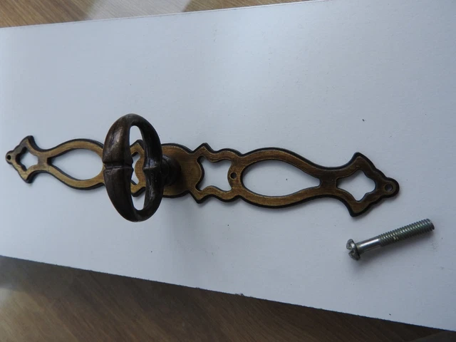Serrure à plaquer pour meuble axe 20 mm réversible - Serrures & Clés