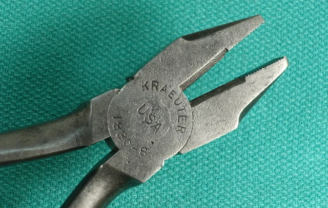 Late 1950's KRAEUTER USA No. 1830- 8" Lineman, Electrician Side Cutting Pliers 3