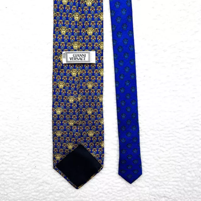 GIANNI VERSACE Genuine MEN Tie Necktie 100% Silk Italy Luxury Medusa 3.75 x 56.5