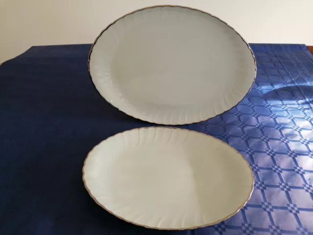 Porcelaine Bernardaud Limoges. Modèle Verdi. 2 Grands Plats Ovales.