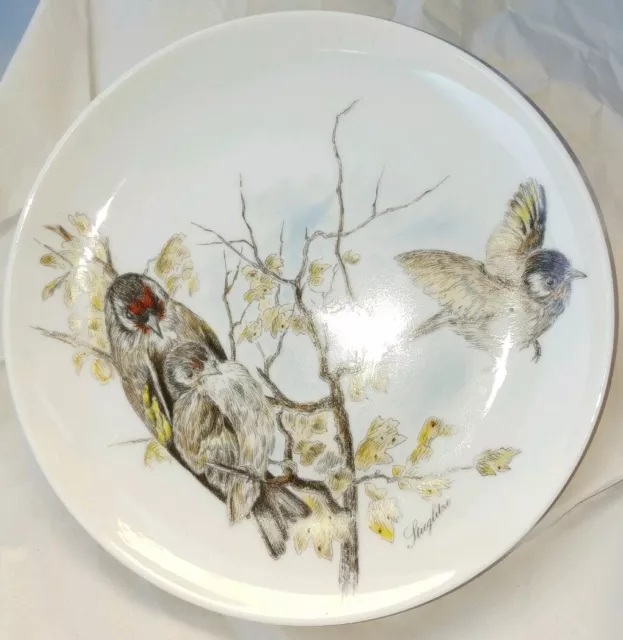 Vintage Kaiser Germany Bird Plate Three Brown Finches Stieglitxe 7 5/8" Diameter 2