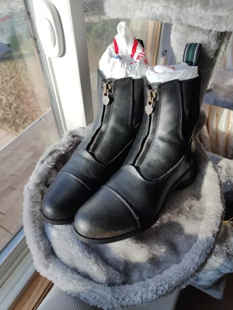 Ariat Devon IV Kids Zip Paddock Boots, size 5.5 BK horse riding