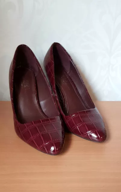 Next womens burgundy faux leather heeled court shoes UK 6 WIDE  Pre-loved VGC