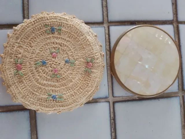 VINTAGE Mother of Pearl  Powder Compact & crocheted pouch