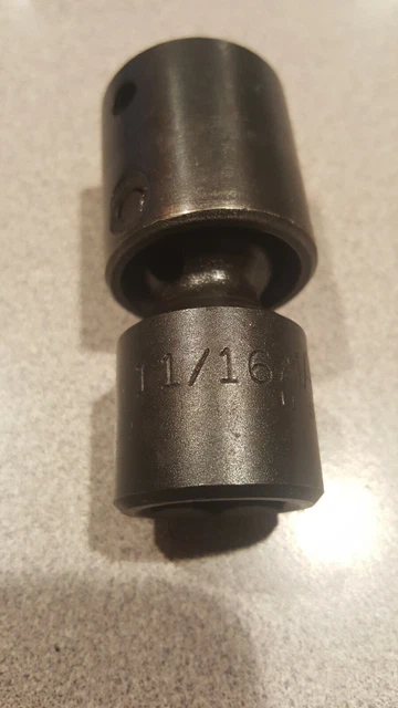 MAC TOOLS  11/16" Impact Universal Socket VUP226A Like New 1/2" DRIVE MADE USA