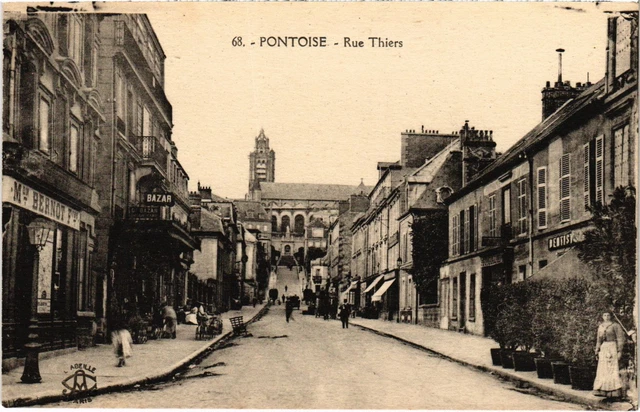 CPA Pontoise Rue Thiers FRANCE (1309710)