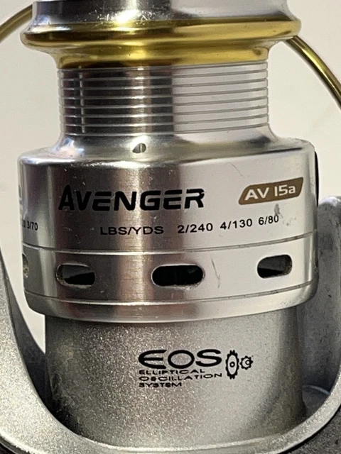 Daiwa Spinning Reels Okuma Avenger ABF 4000 Graphite Bait Feeder