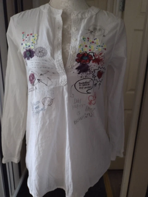 Girls "Desigual"  Long Sleeve Shirt.  White/Multi   Size 13-14 Years.  Exc.cond.
