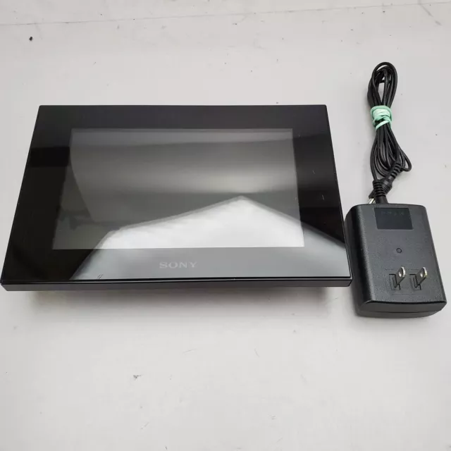 Sony DPF-D70 7" Digital Photo Frame - Tested