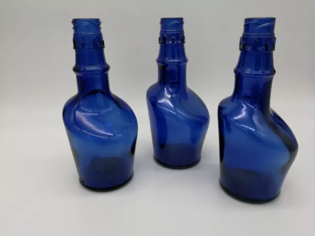 3x Flasche Dekoflasche Vase  Glas 15cm hoch Blau alt 180ml Deko Shabby Antik