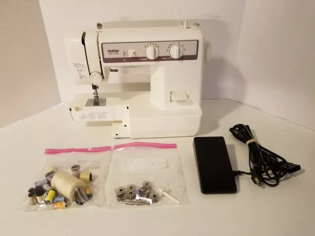 Brother VX-1100 Sewing Machine with Foot pedal and Case