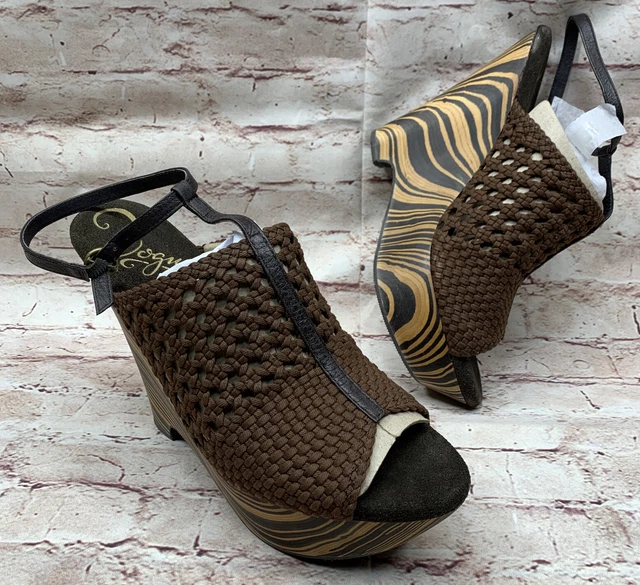 Vogue Women’s Dirty Martini Dark Brown Ankle Straps Wedged Sandal Shoes Size 10M Vogue Women’s Dirty Martini Dark Brown Ankle Straps Wedged Sandal Shoes Size 10M