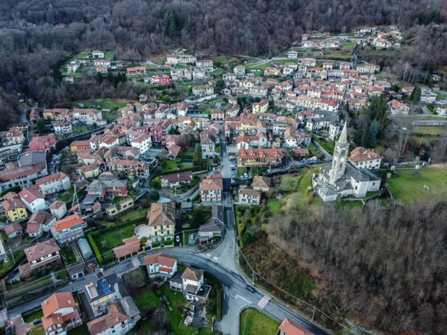 CESARA - Lac ORTA (Pièmont, Italie) - APPARTEMENT LUMINEUX à l'ÉTAGE SUPÉRIEUR