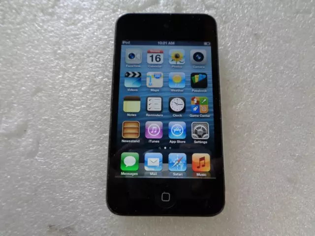 Apple A1367 iPod Touch 8GB 4th Generation Black Apple A1367 iPod Touch 8GB 4th Generation Black