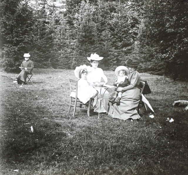 FRANCE Famille Jardin c1910 Photo Stereo Vintage Plaque de verre V35L28n10