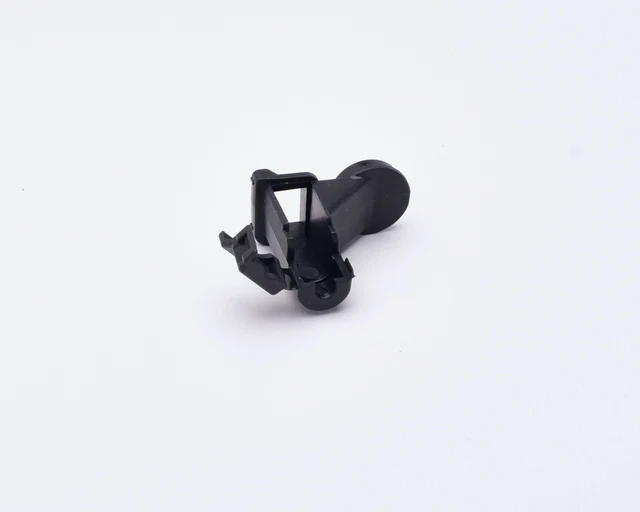 Clip de cable USB Nikon para protector D4 y D4S (#6728)