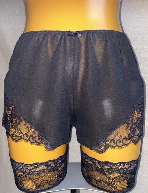 Pantaloni/pantaloncini francesi Pretty Secrets raso nero taglia 16-18