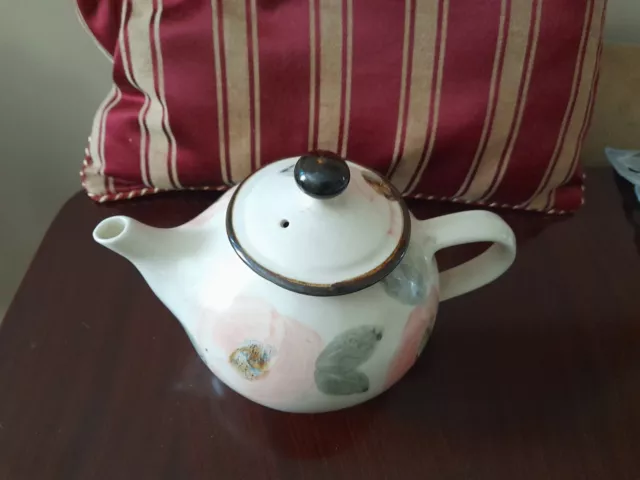 Pottery   Teapot ROBERT GORDON as NEW never used. 3