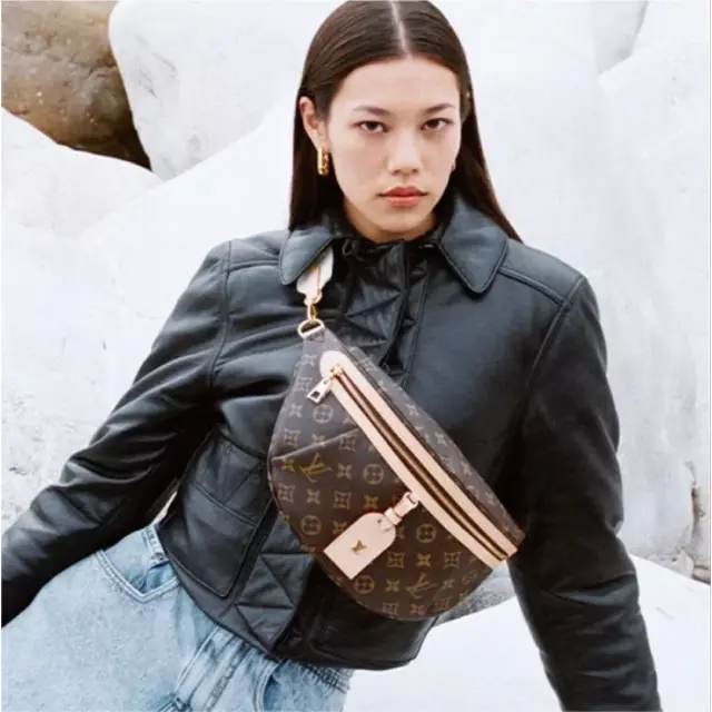 Handbagholic - We're LOVING the Louis Vuitton world tour bumbag for various  reasons⁠ ⁠ > It's so incredibly versatile ⁠ ⁠ > It looks great  cross-body under a winter coat⁠ ⁠ >