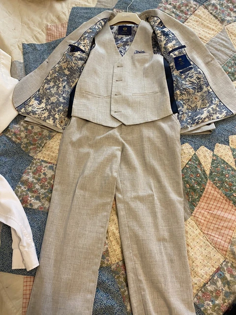 next boys suit age 8-10years