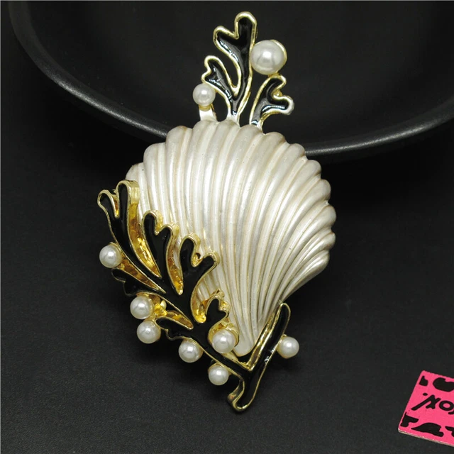 New Cute White Enamel Shell Pearl Crystal Fashion Women Charm Brooch Pin Gift