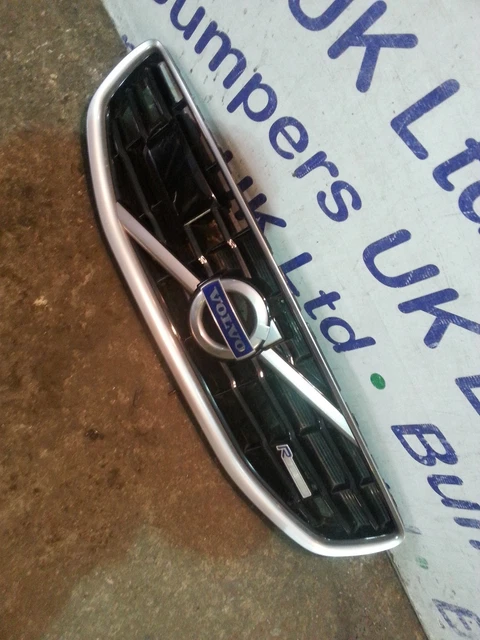 Volvo S60 R Design Front Radiator Grill 31333693 2