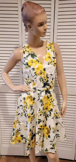 Ixia Modcloth Yellow Roses Floral Print Pin Up Dress Swing Dress Sz Medium NWOT
