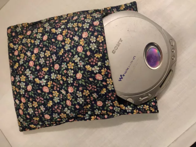 Sony D-E351 Walkman Discman CD Player, Silver & Homemade Padded Case