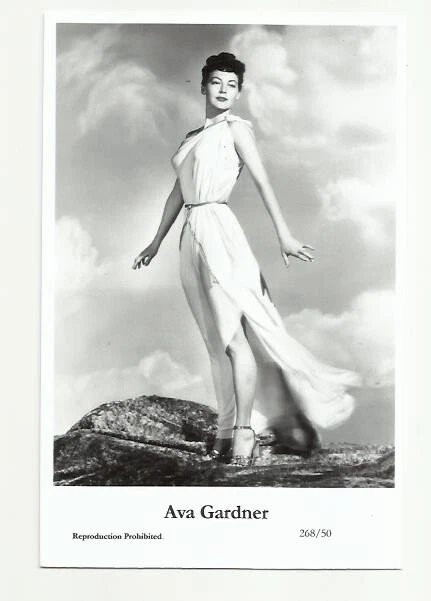 (Bx29) Ava Garner Swiftsure Photo Postcard (268/50) Filmstar Pin Up Glamor
