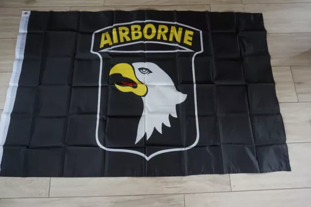 142 Drapeau  Airborne  Aigle  Usa   Arme  90X150  Avec Oeillet De Fixation