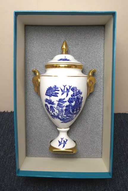 Boxed Coalport Fine Bone China Blue Willow Ramshead Urn Vase & Cover 17.5cm High