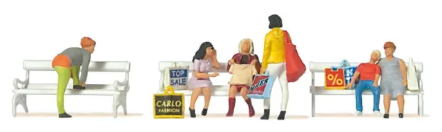 Shopping People (6) On Benches Ho / Oo Gauge Figures Preiser 10738 2