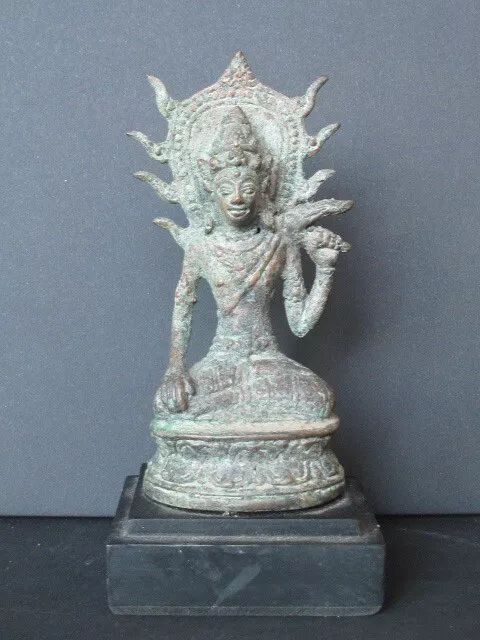 Bouddha en Bronze de Java Indonésie
