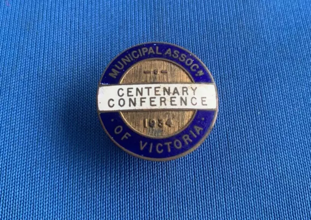 Australian Enamel Lapel Badge Municipal Association Of Victoria Badge F48