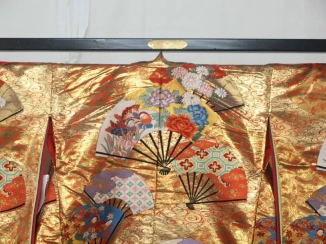 Japanese Kimono Uchikake Luxurious Wedding Pure Silk gold fan japan 2